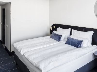 bedroom 4 - hotel vienna house wyndham diplomat prague - prague, czech republic