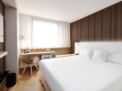 bedroom - hotel occidental praha - prague, czech republic