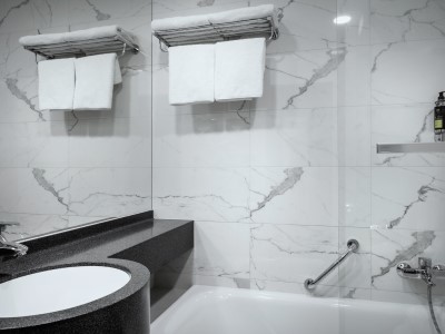 bathroom - hotel astoria - prague, czech republic