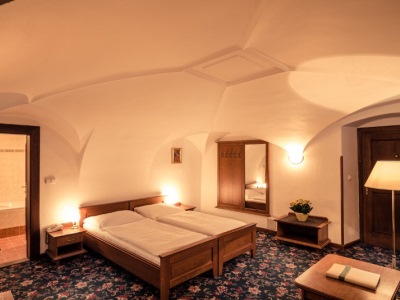 bedroom - hotel gold (g) - cesky krumlov, czech republic