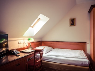 bedroom 1 - hotel gold (g) - cesky krumlov, czech republic