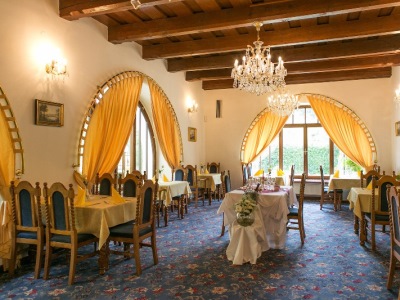 restaurant - hotel gold - cesky krumlov, czech republic