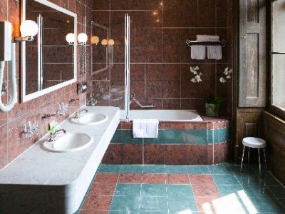 bathroom - hotel stekl (half board) - hluboka nad vltavou, czech republic