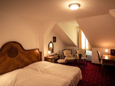 bedroom - hotel stekl (half board) - hluboka nad vltavou, czech republic