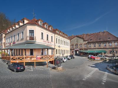 exterior view - hotel podhrad - hluboka nad vltavou, czech republic