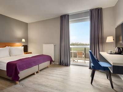 bedroom - hotel ramada by wyndham muenchen airport - schwaig-oberding, germany