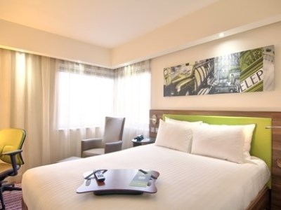 bedroom - hotel hampton by hilton aachen tivoli - aachen, germany