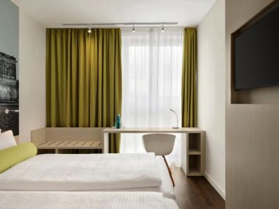 bedroom - hotel super 8 by wyndham augsburg - augsburg, germany