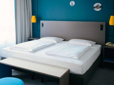 bedroom 2 - hotel vienna house easy by wyndham oeynhausen - bad oeynhausen, germany