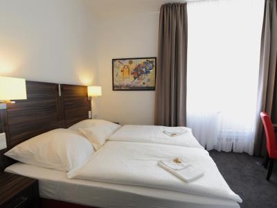 bedroom - hotel best western kaiserhof - bonn, germany