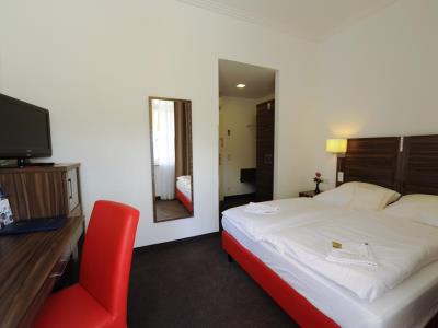 bedroom 2 - hotel best western kaiserhof - bonn, germany