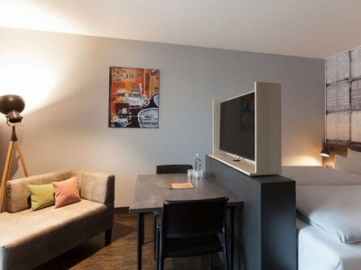 bedroom 1 - hotel vienna house easy by wyndham bremen - bremen, germany