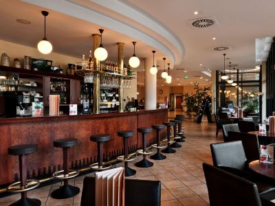 bar - hotel intercity bremen - bremen, germany