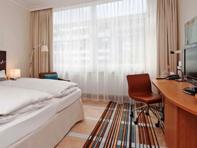 bedroom 1 - hotel mercure hotel koeln belfortstrasse - cologne, germany