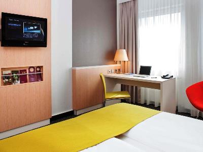 bedroom 2 - hotel mercure severinshof - cologne, germany