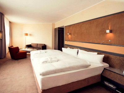 bedroom 1 - hotel mercure dortmund centrum - dortmund, germany