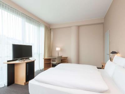 bedroom 1 - hotel nh dusseldorf city - dusseldorf, germany
