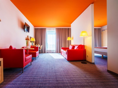 bedroom 2 - hotel park inn airport - frankfurt, germany