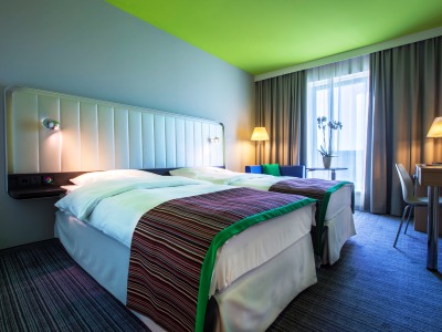 bedroom 1 - hotel park inn airport - frankfurt, germany