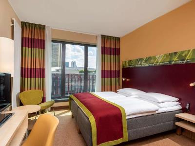 bedroom 1 - hotel moevenpick city - frankfurt, germany