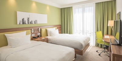 standard bedroom 1 - hotel hampton by hilton city centre messe - frankfurt, germany