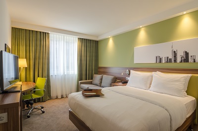 standard bedroom 2 - hotel hampton by hilton city centre messe - frankfurt, germany
