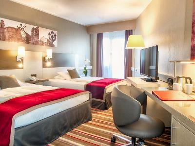 bedroom 1 - hotel leonardo royal hotel frankfurt - frankfurt, germany