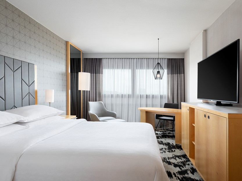 bedroom 1 - hotel sheraton airport and conference ctr - frankfurt, germany