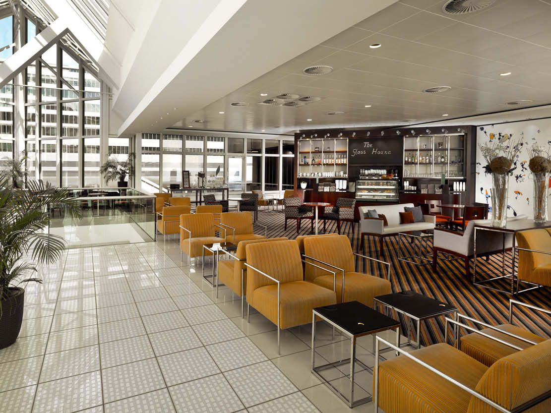 café - hotel sheraton airport and conference ctr - frankfurt, germany