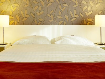 bedroom - hotel stadt freiburg - freiburg im breisgau, germany