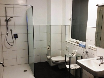 bathroom - hotel ruchti's - fussen, germany