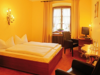 bedroom 1 - hotel atlas grand - garmisch partenkirchen, germany