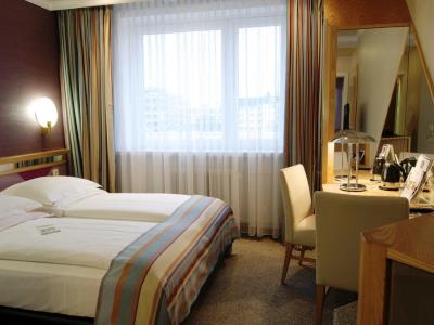 bedroom 4 - hotel best western raphael altona - hamburg, germany