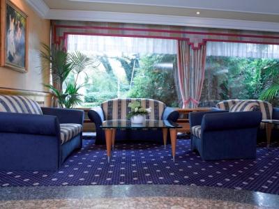 lobby - hotel leonardo hannover airport - hanover, germany
