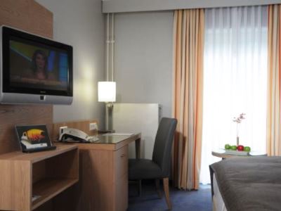 bedroom 3 - hotel best western der foehrenhof - hanover, germany