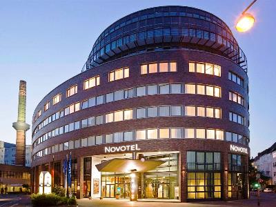 exterior view - hotel novotel hannover - hanover, germany