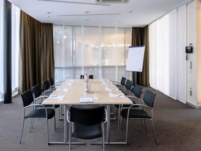 conference room - hotel novotel hannover - hanover, germany