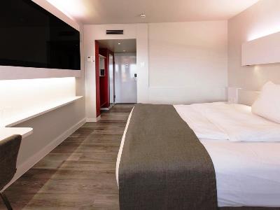 bedroom 2 - hotel dormero hannover - hanover, germany