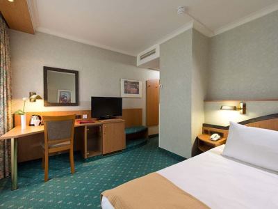 bedroom 2 - hotel leonardo heidelberg - heidelberg, germany