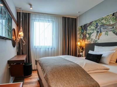 bedroom 3 - hotel premier inn heidelberg city bahnstadt - heidelberg, germany