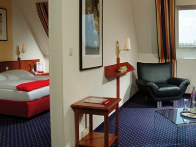 bedroom 1 - hotel leonardo mannheim-ladenburg - ladenburg, germany