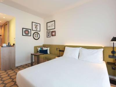 bedroom 1 - hotel hampton by hilton konstanz - konstanz, germany