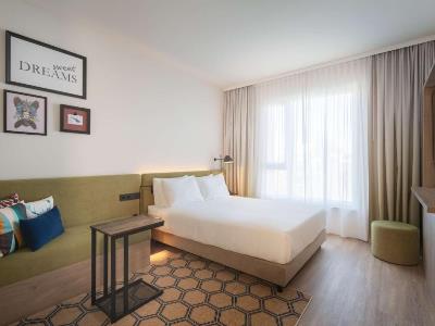bedroom 2 - hotel hampton by hilton konstanz - konstanz, germany