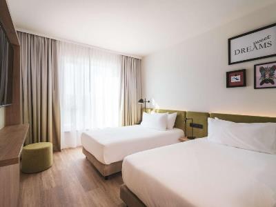 bedroom 3 - hotel hampton by hilton konstanz - konstanz, germany