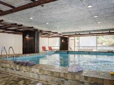 indoor pool - hotel delta hotels by marriott leverkusen - leverkusen, germany