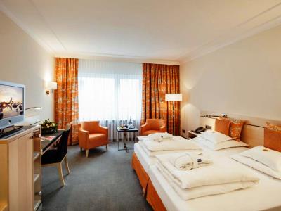 bedroom 1 - hotel bayerischer hof - lindau, germany