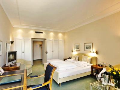 bedroom 4 - hotel bayerischer hof - lindau, germany