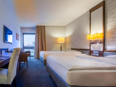 bedroom 1 - hotel park inn by radisson lubeck - lubeck, germany