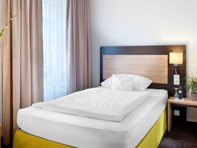 bedroom 1 - hotel best western favorit - ludwigsburg, germany