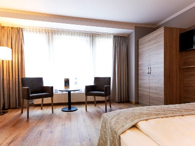 bedroom 1 - hotel mercure hotel mainz city center - mainz, germany